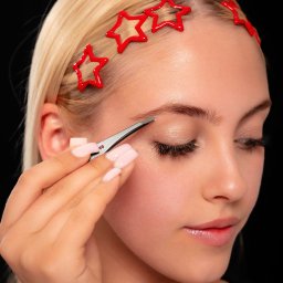 Preview image for  Browmance Eyebrow Tweezers